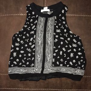 🕷High neck top with open back🕷